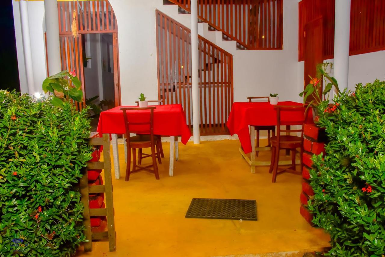 Oasis Lagoon Garden Тангале Екстериор снимка